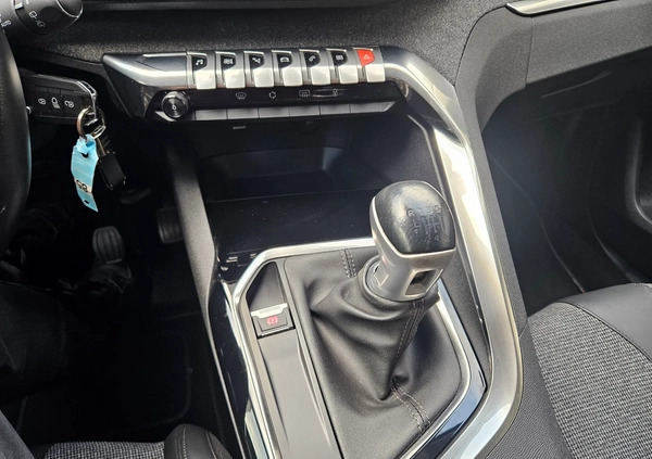 Peugeot 3008 cena 89900 przebieg: 77000, rok produkcji 2020 z Kozienice małe 254